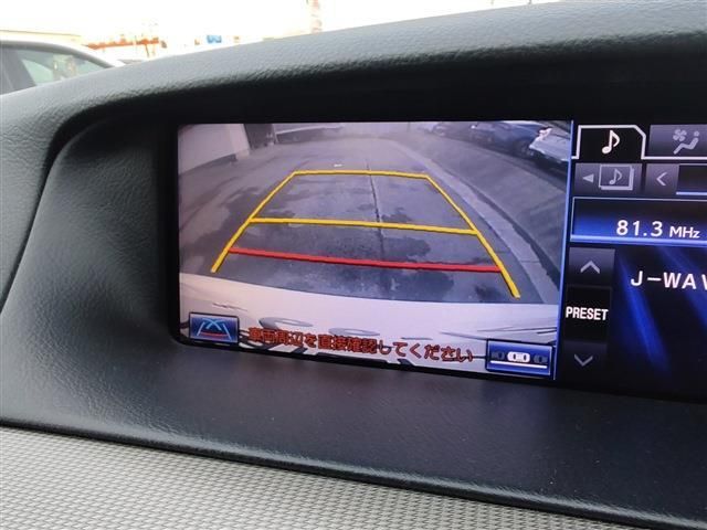 Lexus LS 2012-10 607-14