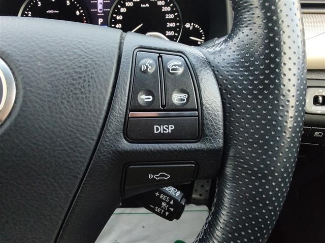 Lexus LS 2012-10 607-10