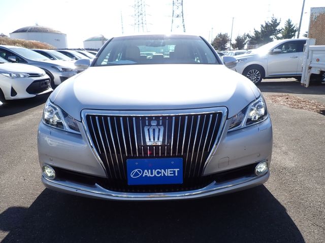 Toyota CROWN MAJESTA 2014-11 193771-5