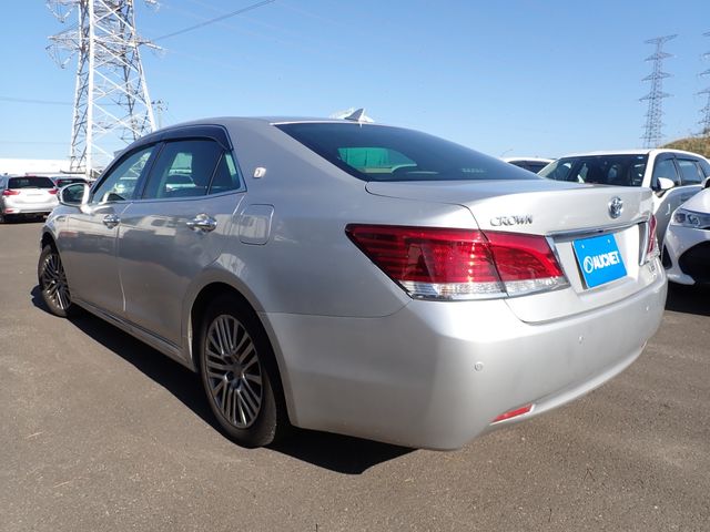 Toyota CROWN MAJESTA 2014-11 193771-2