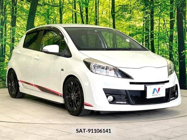 Toyota VITZ 2011-12 353019-2