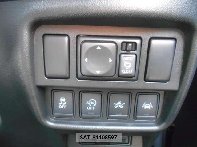 Nissan JUKE 2015-11 274359-4