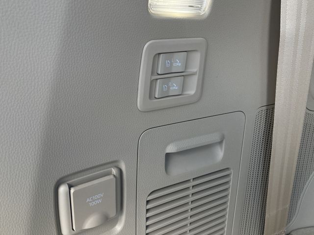 Toyota LAND CRUISER 2023-01 194850-13