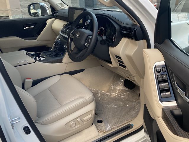 Toyota LAND CRUISER 2023-01 194850-4