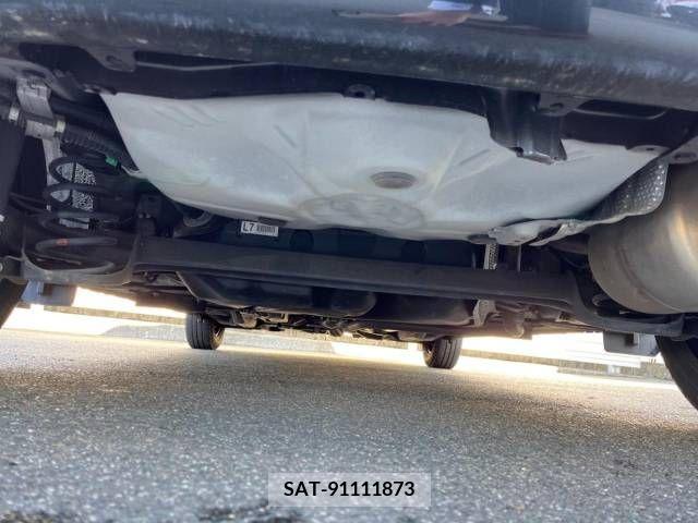 Toyota VITZ 2015-10 251441-18
