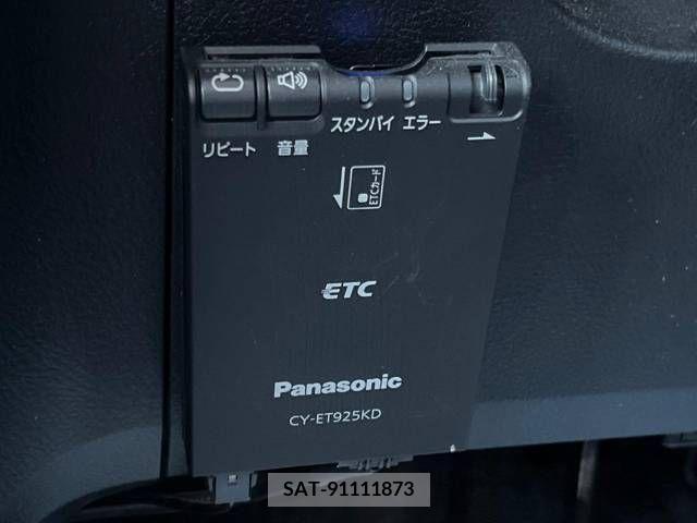 Toyota VITZ 2015-10 251441-6