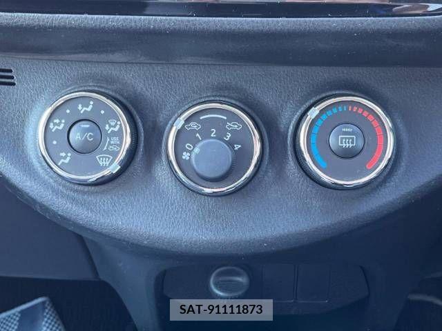 Toyota VITZ 2015-10 251441-5