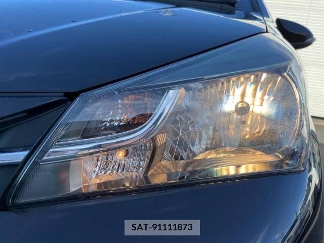 Toyota VITZ 2015-10 251441-11
