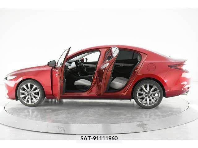 Mazda MAZDA3 2019-08 233439-5