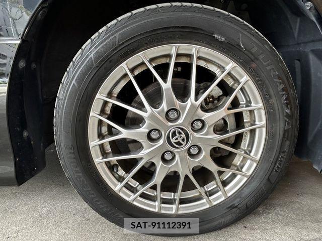 Toyota VOXY HYBRID 2021-03 244975-9