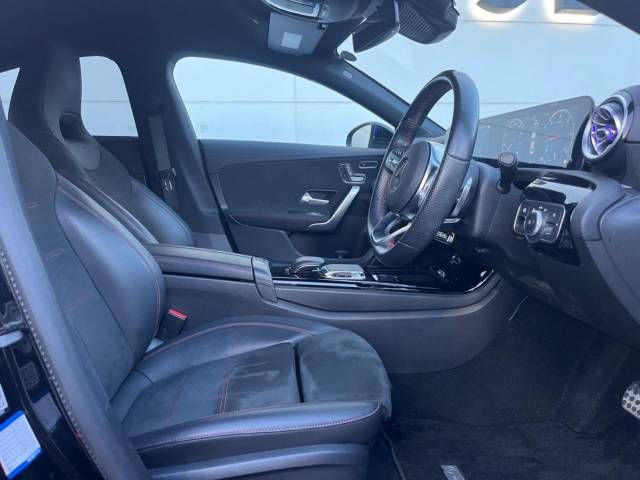 Mercedes Benz CLA-CLASS 2020-02 29086-8