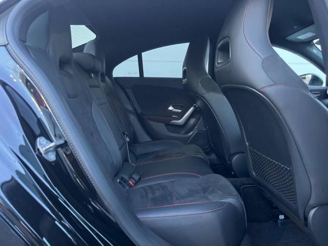 Mercedes Benz CLA-CLASS 2020-02 29086-9