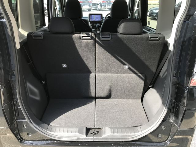 Nissan ROOX 2022-04 16860-16