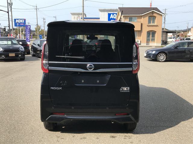 Nissan ROOX 2022-04 16860-7