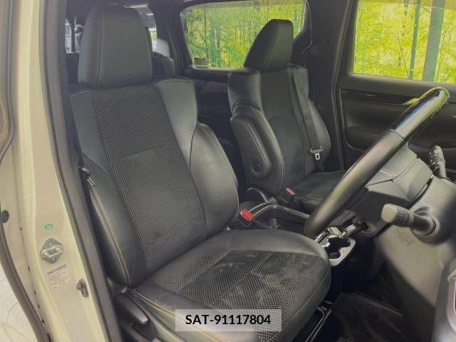 Toyota VELLFIRE 2017-02 299370-8