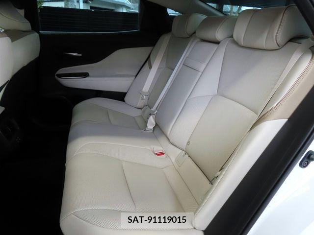 Toyota CROWN 2022-11 225456-17