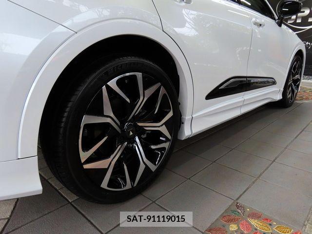 Toyota CROWN 2022-11 225456-9
