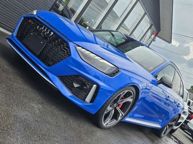 Audi RS4 2021-01 24983-1