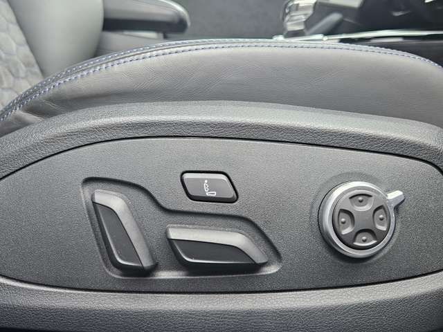 Audi RS4 2021-01 24983-8