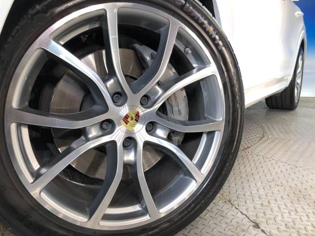 Porsche CAYENNE 2018-10 18348-14