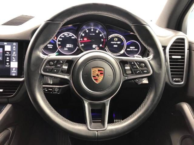 Porsche CAYENNE 2018-10 18348-10