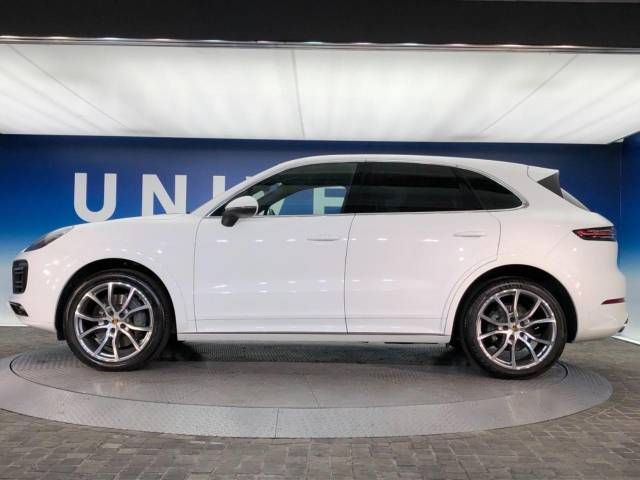 Porsche CAYENNE 2018-10 18348-19
