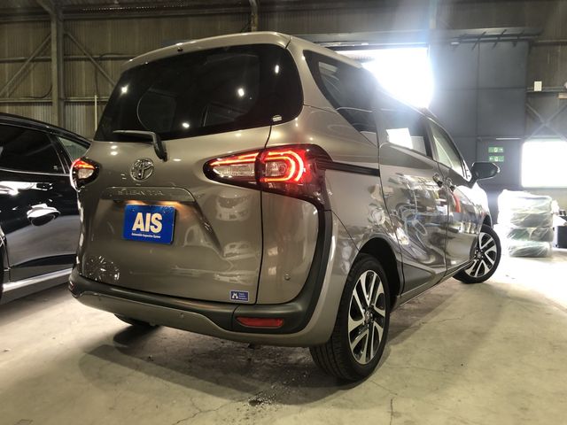 Toyota SIENTA 2021-05 27972-2
