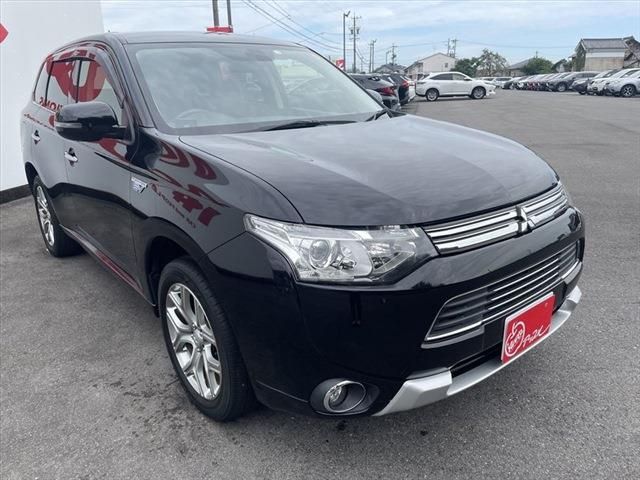 Mitsubishi OUTLANDER PHEV 2014-06 22257-2