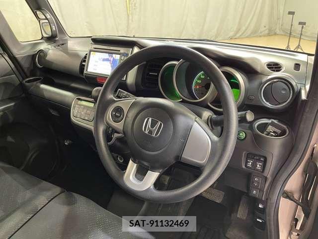 Honda N BOX 2013-08 278457-12