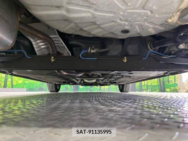 Nissan CUBE 2013-07 320692-19