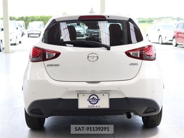 Mazda DEMIO 2019-06 301980-4