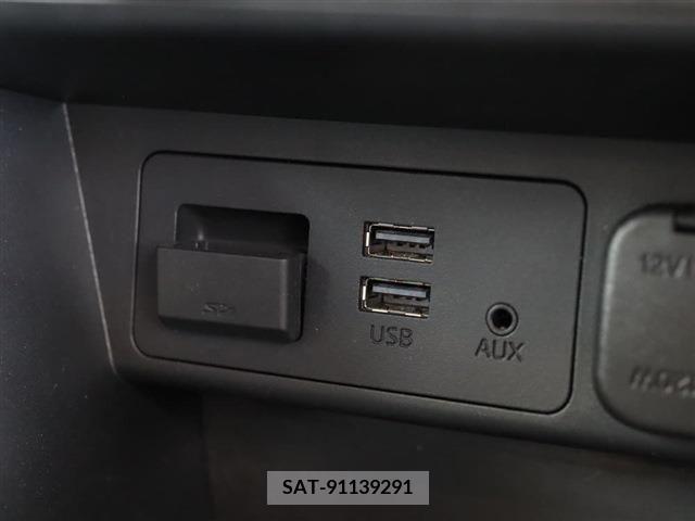 Mazda DEMIO 2019-06 301980-18