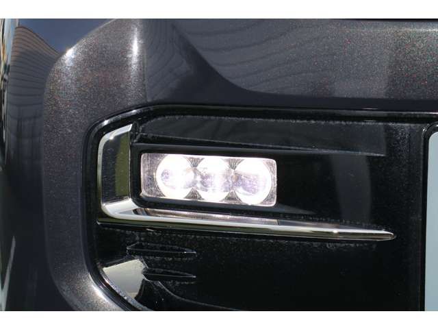Honda N-WGN 2022-09 12238-6