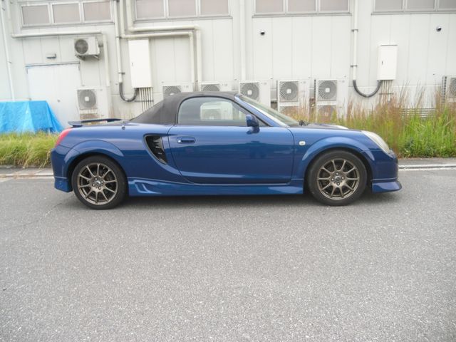 Toyota MR-S 2000-11 9681-3