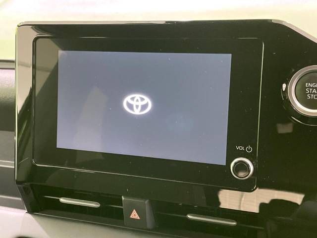 Toyota NOAH 2023-07 189121-4
