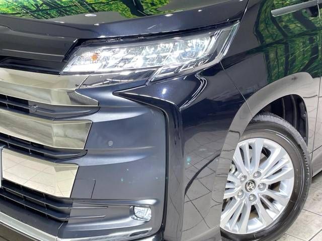 Toyota NOAH 2023-07 189121-13