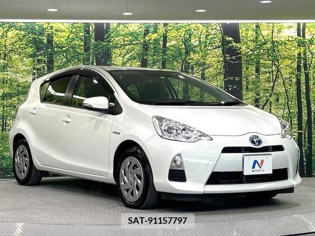 Toyota AQUA 2014-03 376017-16