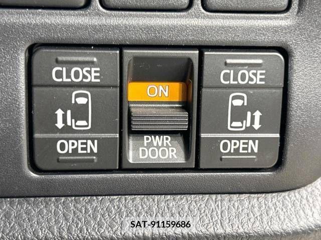 Toyota VOXY 2019-12 321647-3