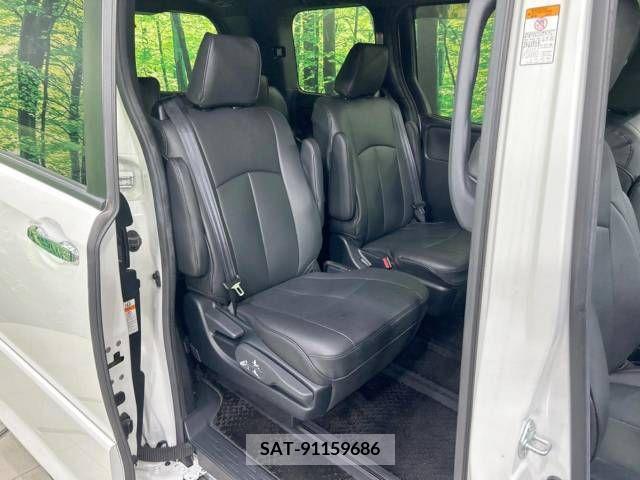 Toyota VOXY 2019-12 321647-10