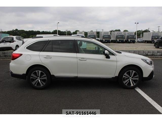 Subaru OUTBACK 2018-02 351573-10