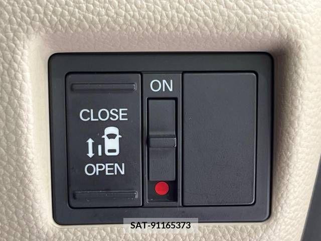 Honda N BOX 2017-10 339173-5