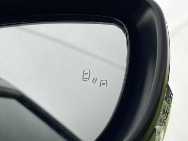 Suzuki SWIFT 2022-04 184128-4