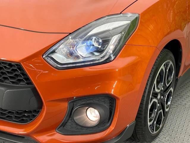 Suzuki SWIFT 2022-04 184128-12