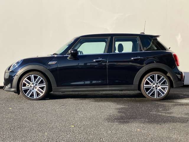 Bmw MINI 2023-06 190355-7