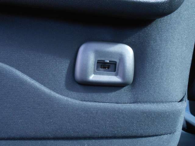Nissan ROOX 2020-03 25306-15