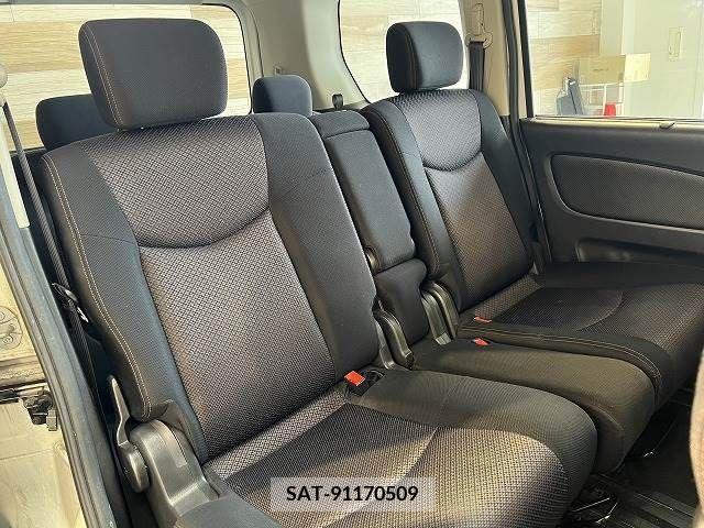 Nissan SERENA 2011-07 284248-8