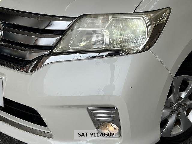 Nissan SERENA 2011-07 284248-9
