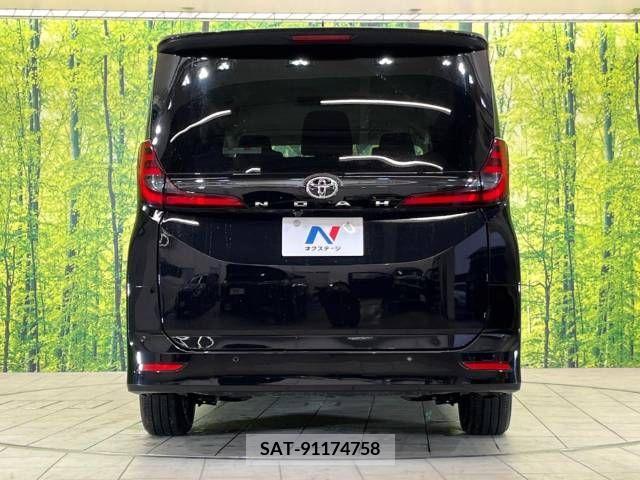 Toyota NOAH 2023-04 239165-16