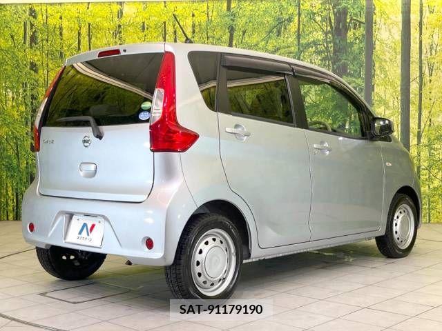 Nissan DAYZ 2017-09 353250-17