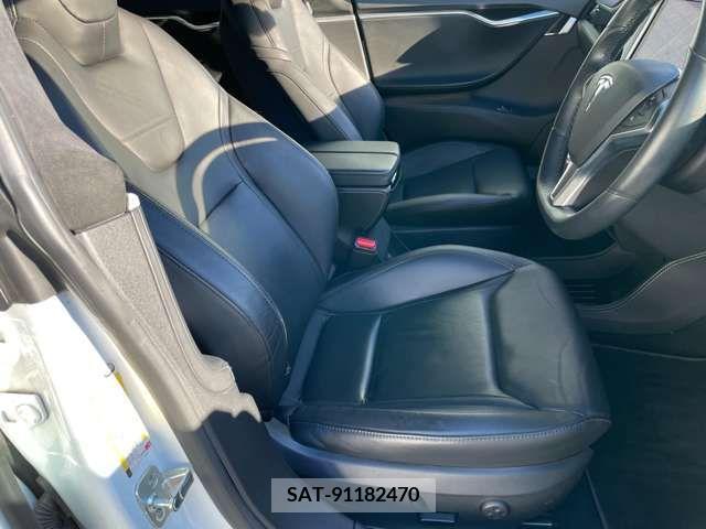 Tesla MODEL S 2016-03 208755-13